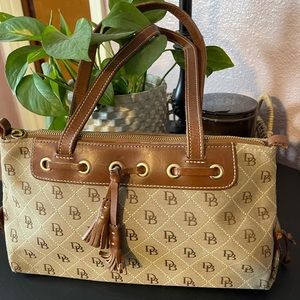 Dooney and Bourke purse